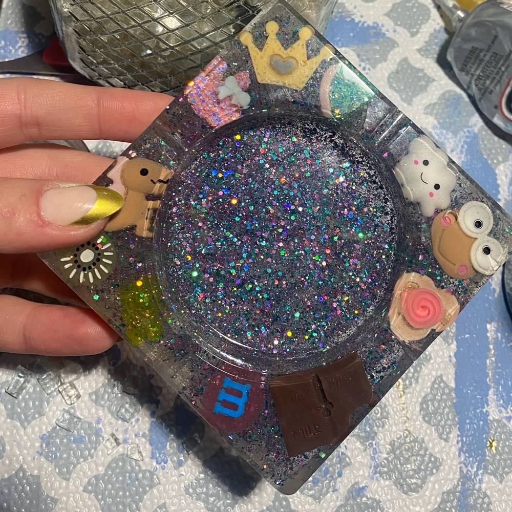 Handmade Kawaii Cute Girly Resin Ashtray